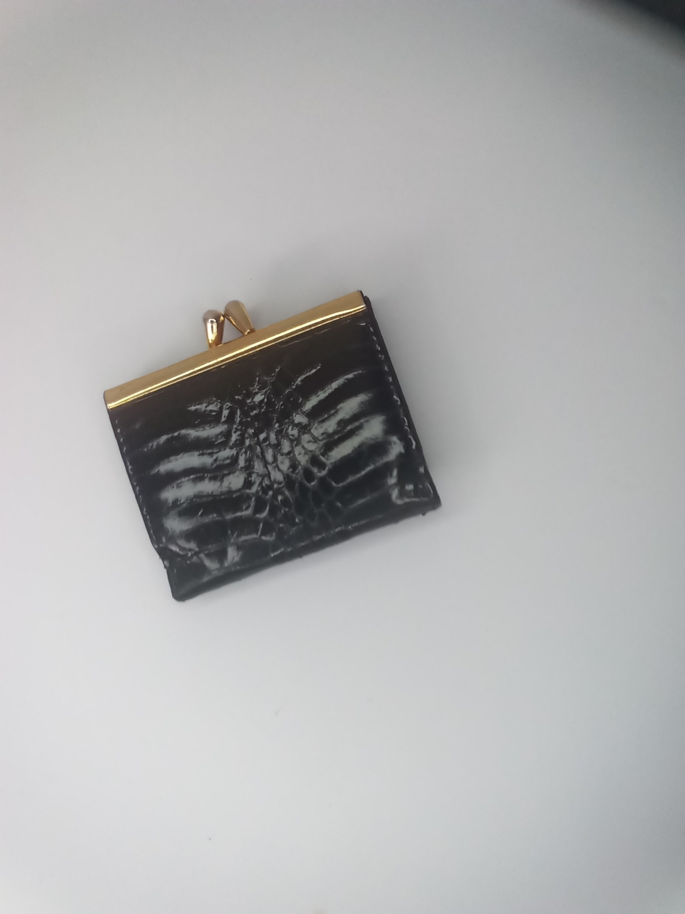 Amanda Smith Compact Kisslock Wallet Genuine Snakeskin Gold Frame Vintage